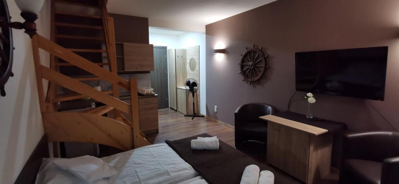 Dolphin House Bed and Breakfast Łeba Εξωτερικό φωτογραφία